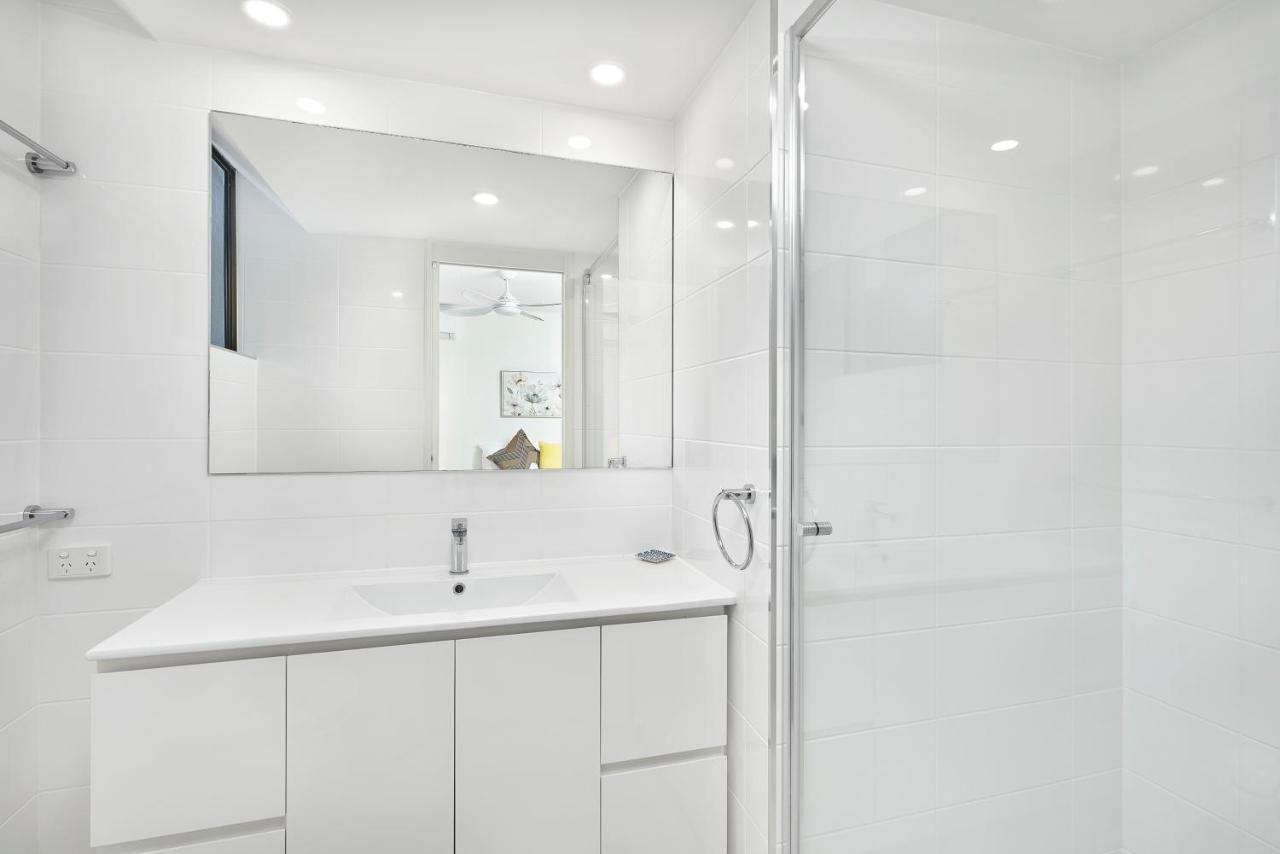 Private Argosy Apartment Clifton Beach
